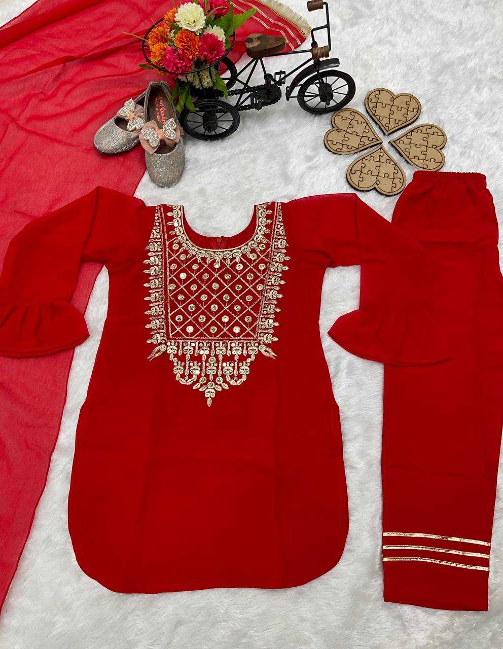 YNF FAUX GEORGETTE ROC 162 WHOLESALE KIDS SUIT MANUFACTURER